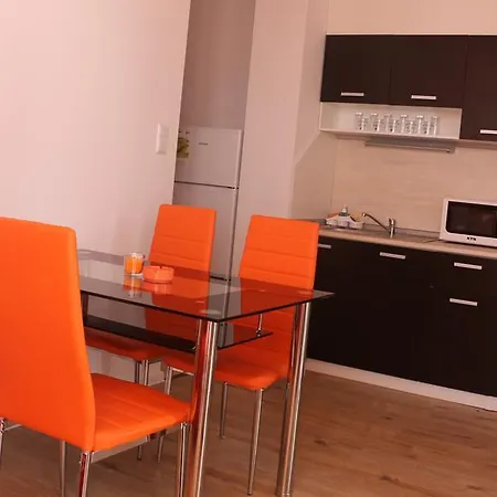 Kostovi Aivazovski Park Apartment Pomorie